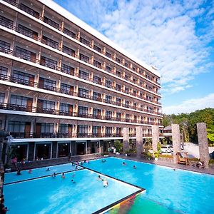 Mesra Business & Resort Hotel